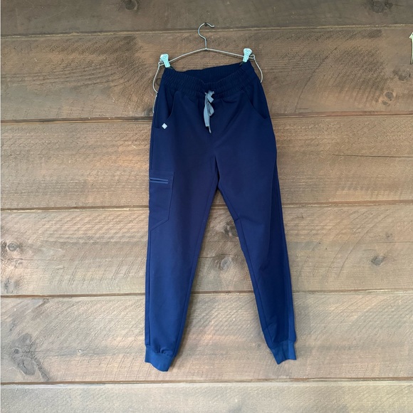 FIGS Technical Collection Navy Scrub Jogger Pants Women’s XXS Petite - Picture 1 of 8